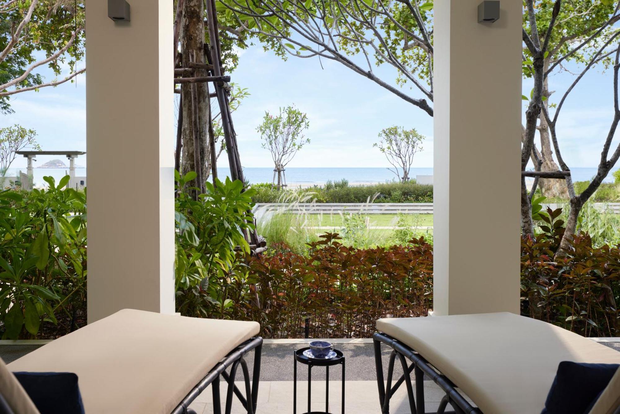 Charras Bhawan Hotel And Residences ホアヒン郡 部屋 写真