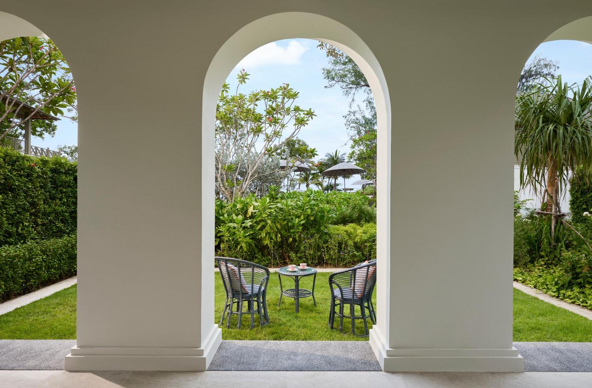Charras Bhawan Hotel And Residences ホアヒン郡 部屋 写真